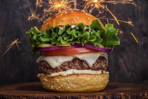 THE BEST STEAKS AND BURGERS TO GRILL ON THE 4TH OF JULY
